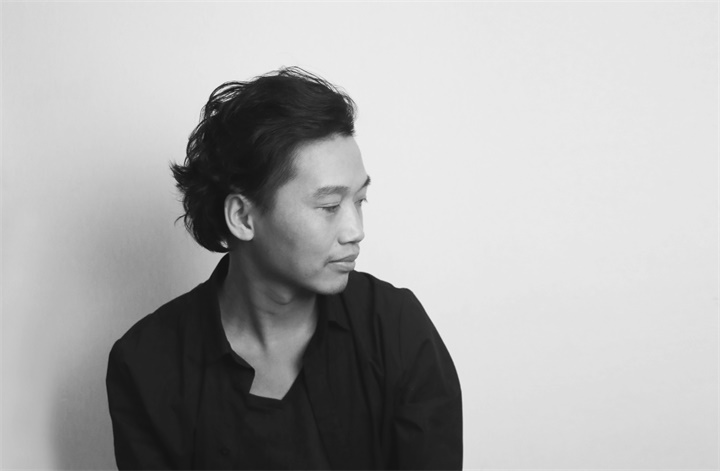 向世奎—艺术照（横）.jpg