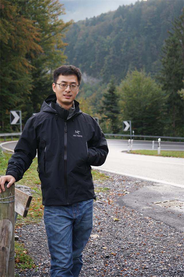 赵燕京.JPG